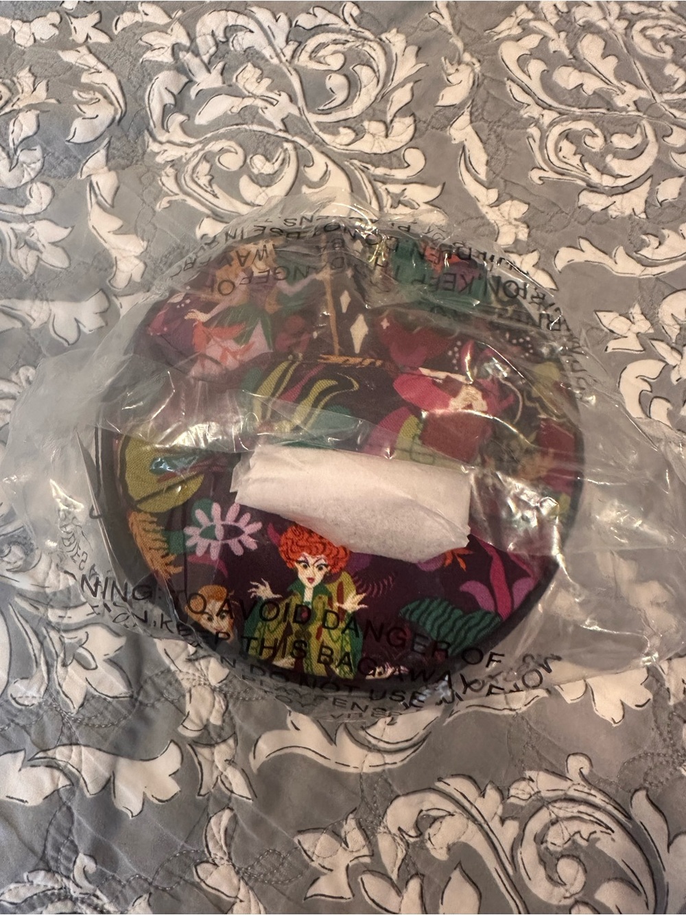 Vera Bradley Disney Hocus Pocus Caldron Cosmetic Bag - Picture 7 of 7